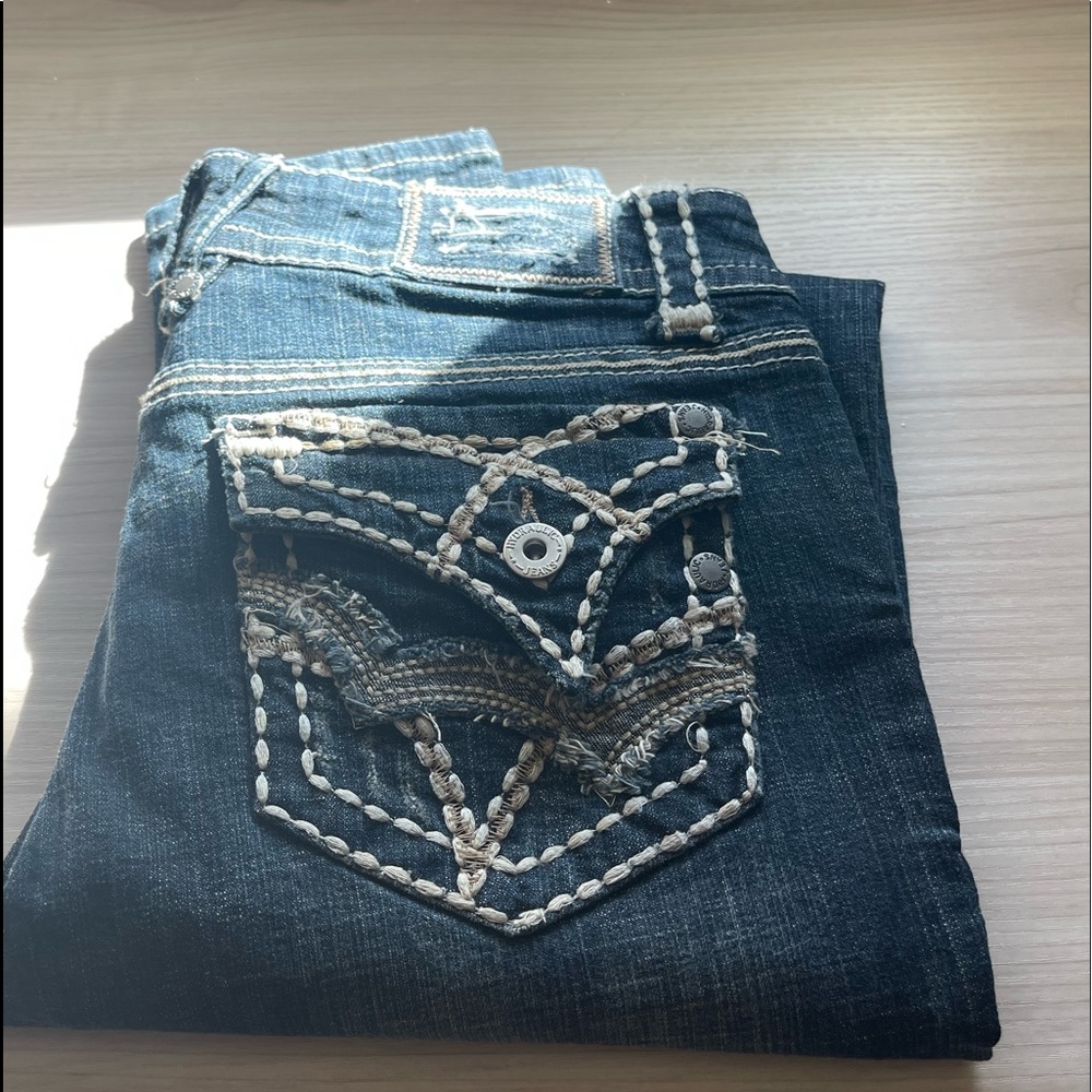 EUC Hydraulic Vikki size 7/8